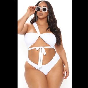 Fashion Nova vacation affairs tie 2 piece bikini
